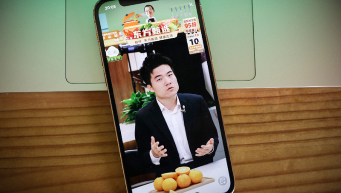 俞敏洪,董宇辉,直播带货,流量,