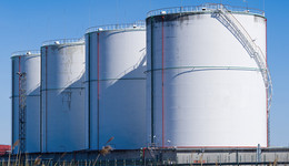 上市一年“大变脸”，天然气供应商美能能源业绩下滑，高层忙减持