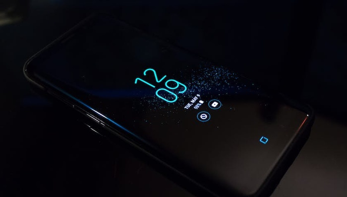 手机壁纸,年轻人,商业价值,付费,手机厂商,