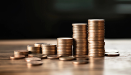 “老将”6只基金跌超40%，爆款规模两年缩水65%，华泰柏瑞怎么了？