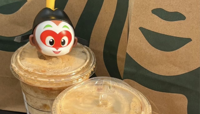 星巴克终于在中国做起联名咖啡