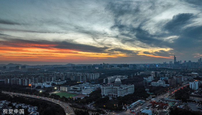 江苏成为我国目前GDP万亿规模城市最多的省份