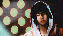 为什么王一博的隐晦传闻，能让乐华娱乐股价闪崩78%？