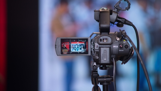 “疯狂小杨哥”能否在海外继续“疯狂”？