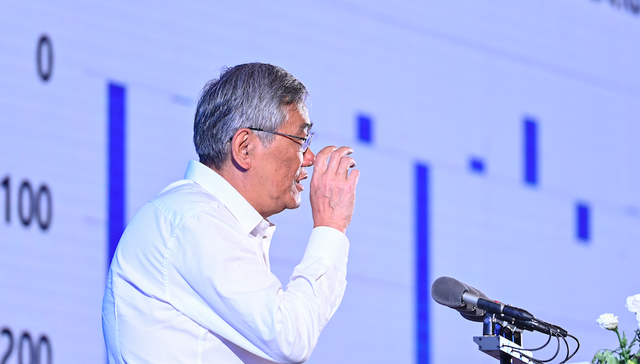 杨伟民：巩固和增强经济回升向好态势，要采取“放”的方针