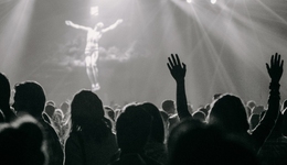 KPOP全面闖中時(shí)代：簽售爆火、小卡熄火、回血方式千百種