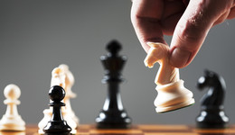 宁夏建材逾50亿元重组案被否，股价连续跌停，背后发生了什么？