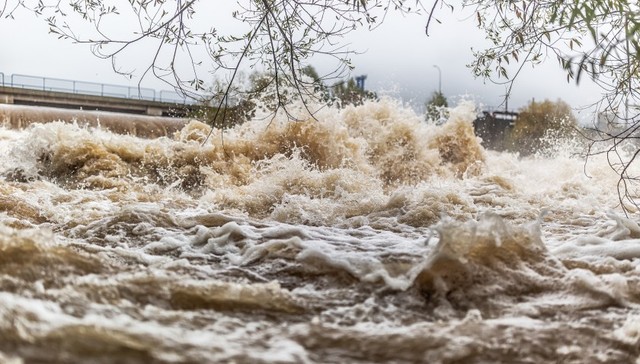 2023年全国自然灾害致9544.4万人次受灾，直接经济损失3454.5亿元
