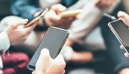 手機(jī)廠商的2023：穿越周期的契機(jī)