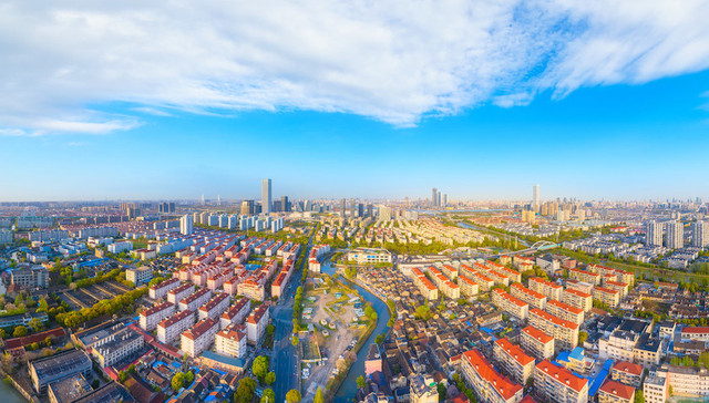 上海两会,上海市政协委员,提案,上海市政协十四届二次会议,,一张床、一间房、一套房,租赁住房,上海市