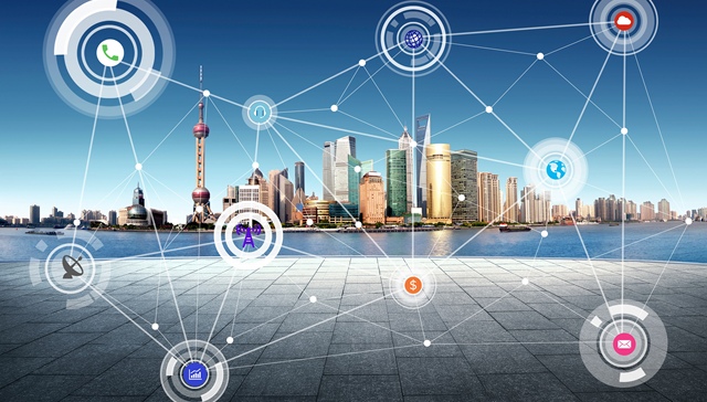 上海科创中心建设，基础研究，成果转化，国际大科学计划，跨境数据服务，数据治理