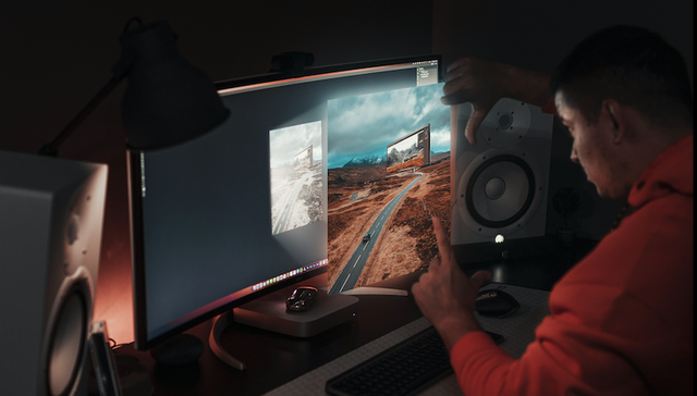 面板厂商竞争加剧，亏损134亿的LGD押注IT和汽车显示