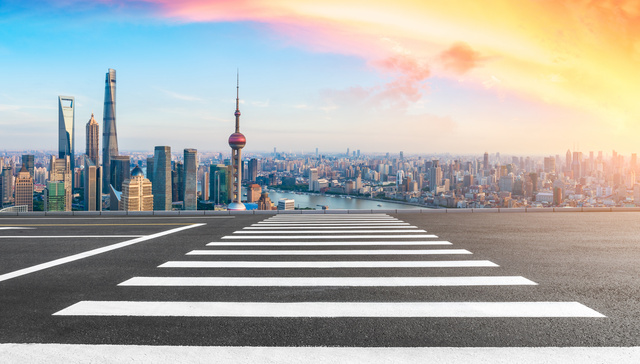 上海两会，五个中心建设，,营商环境，城市更新，养老托幼，老龄化