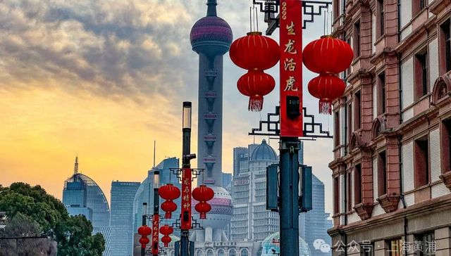 南京路步行街,街拍,黄浦丨,蔡维帅,春联,窗花,红灯笼,US,微信,商业街区