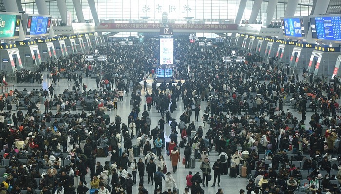 春运首日，铁路预计发送旅客1060万人次