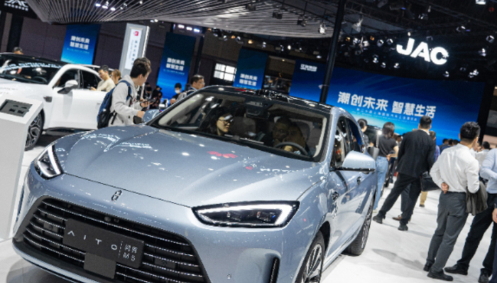 蹭热点,调研,华为,问界