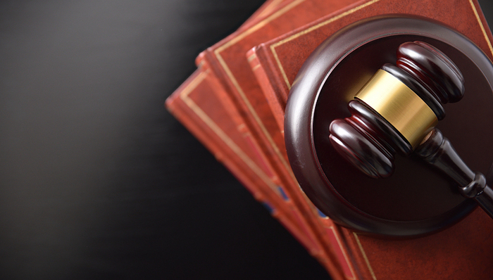 投资者委托他人购买外汇理财近百万元遭爆仓，受托人被判担责70%丨局外人