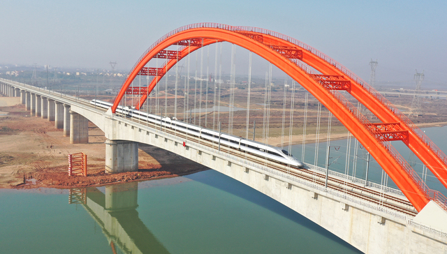 杭昌高铁黄山至南昌段开通“满月”,管内三站发送旅客近19万人次