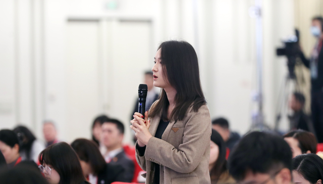 龚正答界面财联社：上海将精准对接人才落户、安居、出入境等需求