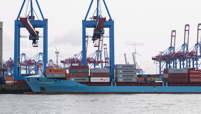 马士基在上海临港设立国际中转集拼中心，主打碎片化服务