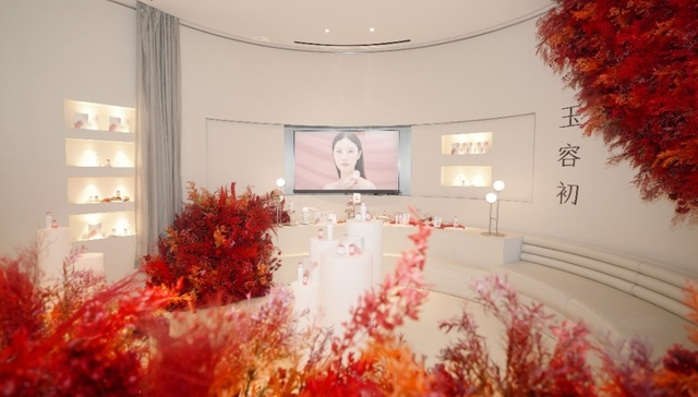 丽人丽妆玉容初入驻高奢美护买手店Joyce Beauty