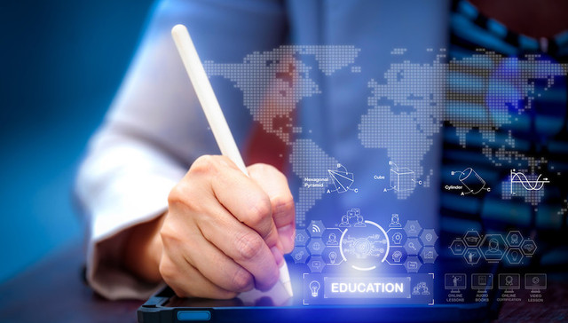 ChatGPT,教育行业,挑战,2024数字教育大会,数字教育,教育部,上海倡议