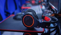 行業(yè)步入存量時(shí)代，游戲廠商誰握底牌？