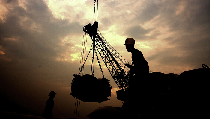 司法部：充分发挥法律援助在解决拖欠农民工工资中的职能作用