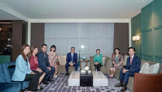 泰国旅游与体育部部长素达婉会见携程孙波 以长期互免签证推动中泰旅游发展