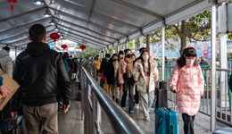 为抢300多元的春运票，我买了150元的加速包