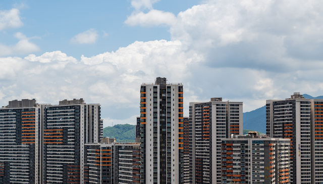 深圳楼市开年首月：新房销售量回落，二手房挂牌价延续跌势