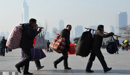 中央一號文件連續(xù)關(guān)注：大齡農(nóng)民工就業(yè)困局怎么破？