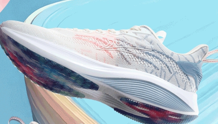 运动品牌,贵人鸟,业绩,亏损,