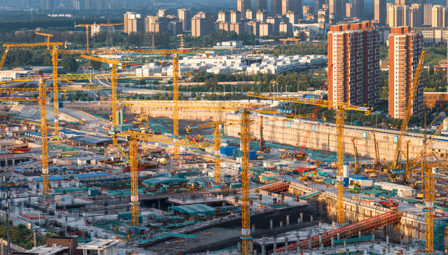 被债权人申请重整后，洪涛股份实控人火速转让股权，山东国资1.22亿元接盘