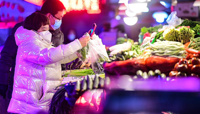 商务部：应对全国大范围雨雪天气，保障生活必需品供应“市场平稳、线上顺畅、点上充足”