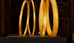 金店，跑出三個IPO