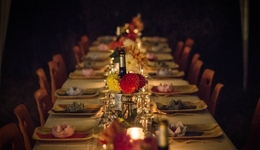 餐饮老板冲刺年夜饭：有人躺赚，有人求生