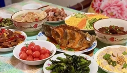 掌勺年夜饭的年轻人，打造“第九菜系”