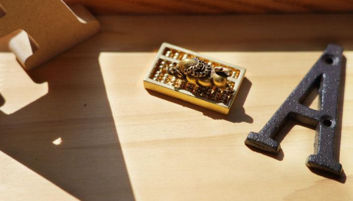 当升科技向控股股东定增募资10元，兆新股份拟募2.4亿元