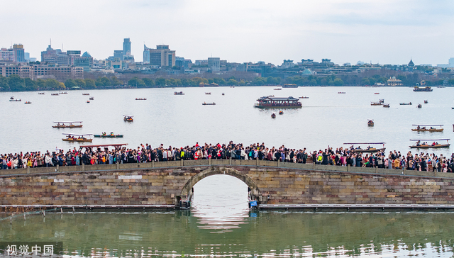 1350万人春节涌进杭州，省外客流近一半