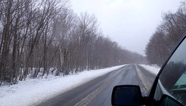 暴雪滞留瓜州旅客：第一次经历列车返程滞留他乡，也遇到很多暖心事