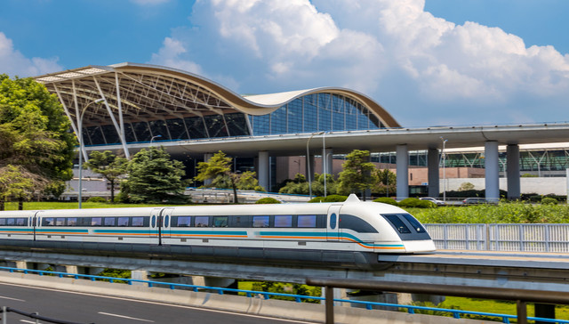 上海，长三角，东方枢纽，交通