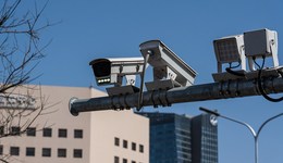 遏制地方變相擴張罰款能力，國務(wù)院出手管束“電子眼”