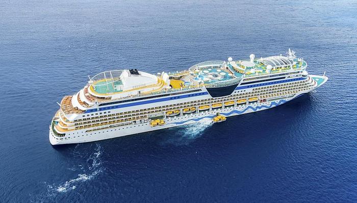 国际豪华邮轮到访、航线回归，中国邮轮市场进入复航关键期