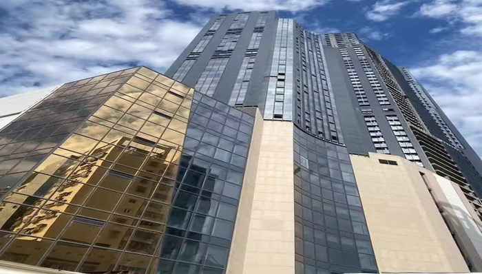 原珠海“第一高楼”华融时代广场遭二次流拍，烂尾已超30年