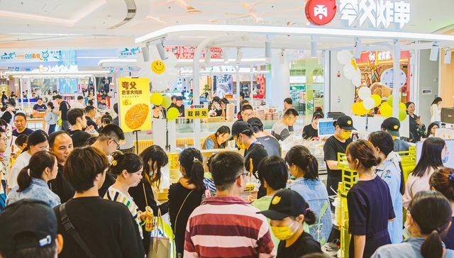 正新鸡排收缩，夸父炸串接力