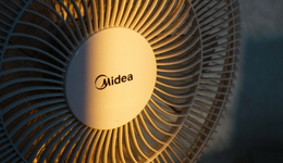 美的盯上了新能源