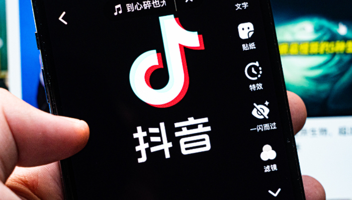 头部主播,抖音,产品质量,直播带货,