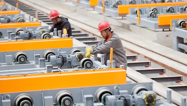 经济学家蒋飞：今年如完成5%的GDP增长目标，赤字率需为4%｜两会前瞻⑤