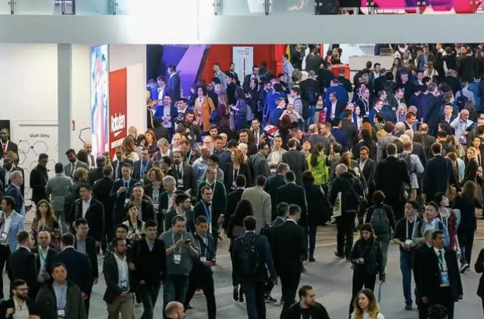 AI,MWC